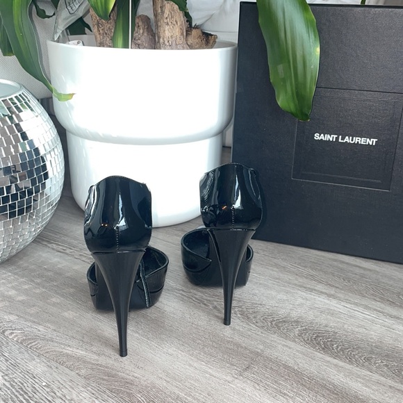 โVernice Chiffonโ Saint Laurent Heels in Nero - Picture 2 of 5